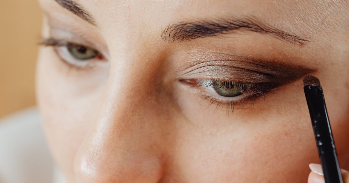 Smokey Eyes schminken: Anfänger-Anleitung mit Tipps